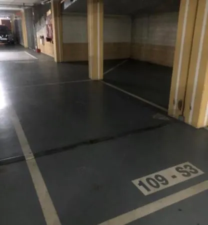 Acogedor Atico En El Centro Con Parking Bajo Reserva Апартаменты Леон